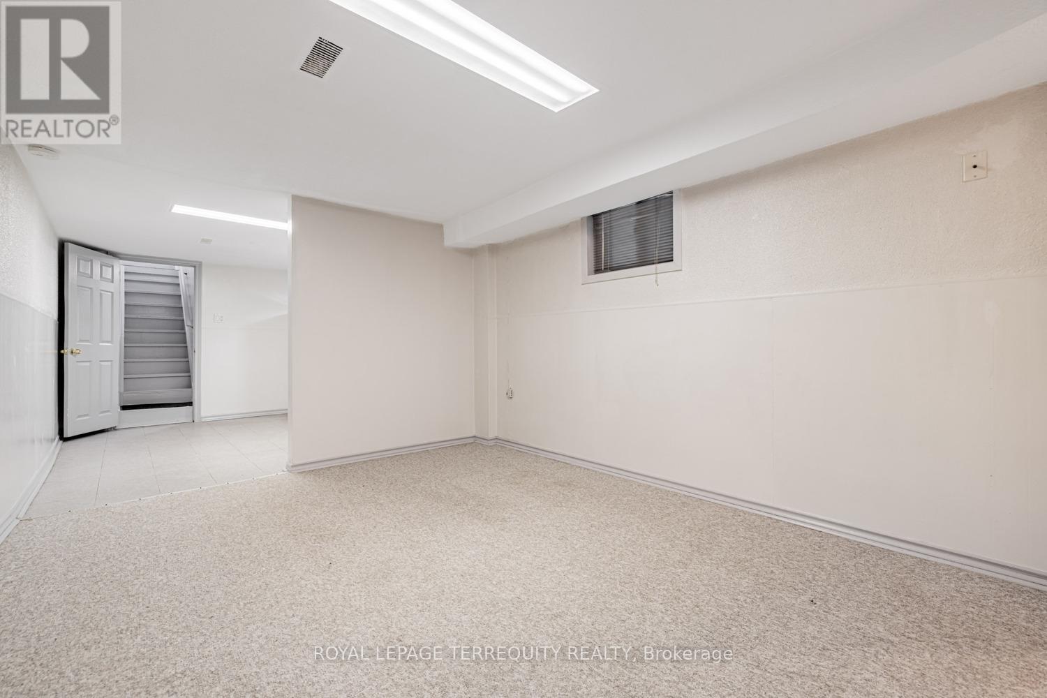 Bsmt - 171 Christie Street, Toronto, Ontario  M6G 3B3 - Photo 5 - C12593956