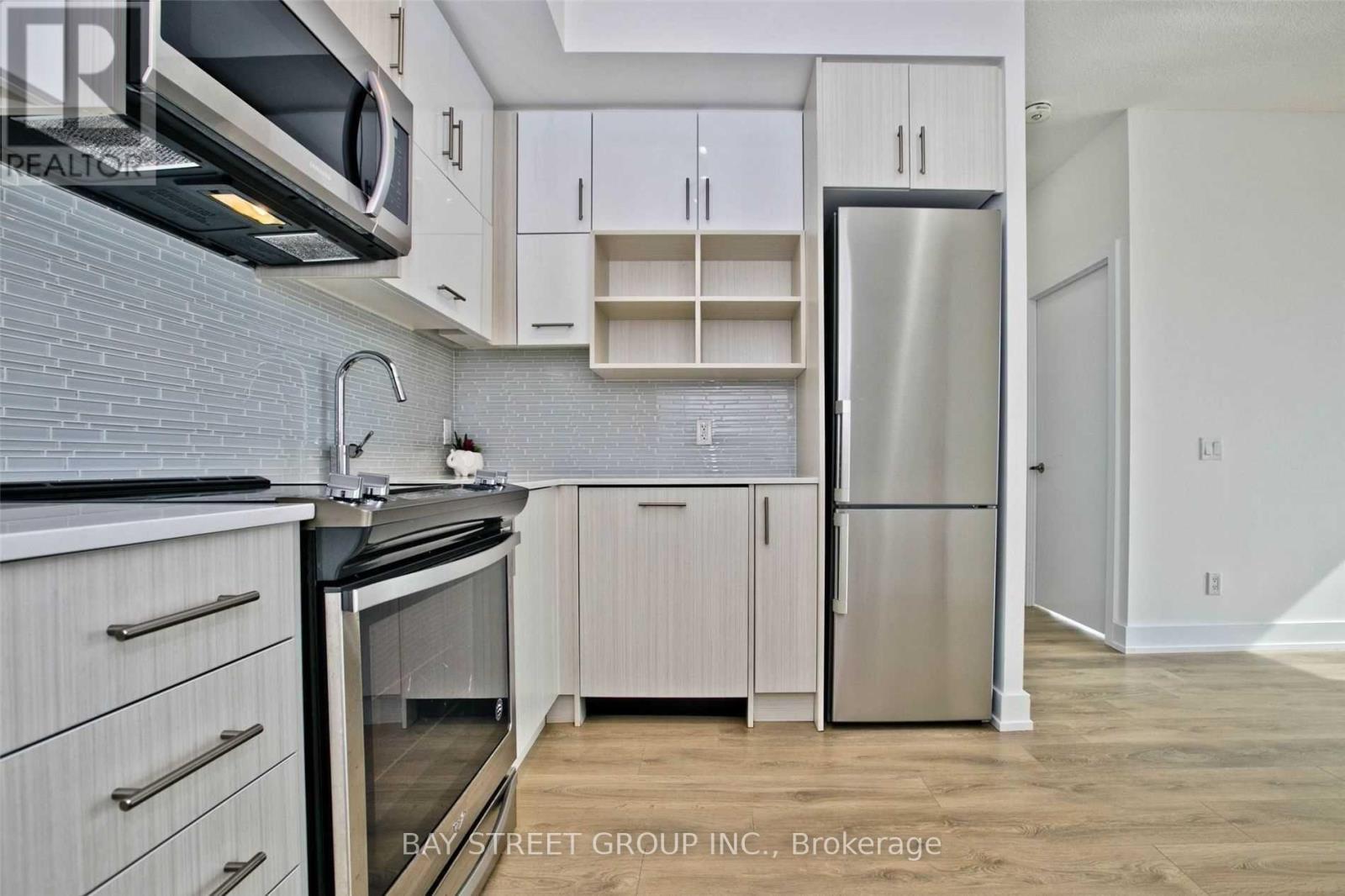 1211 - 128 Fairview Mall Drive, Toronto, Ontario  M2J 2Z1 - Photo 9 - C12593970