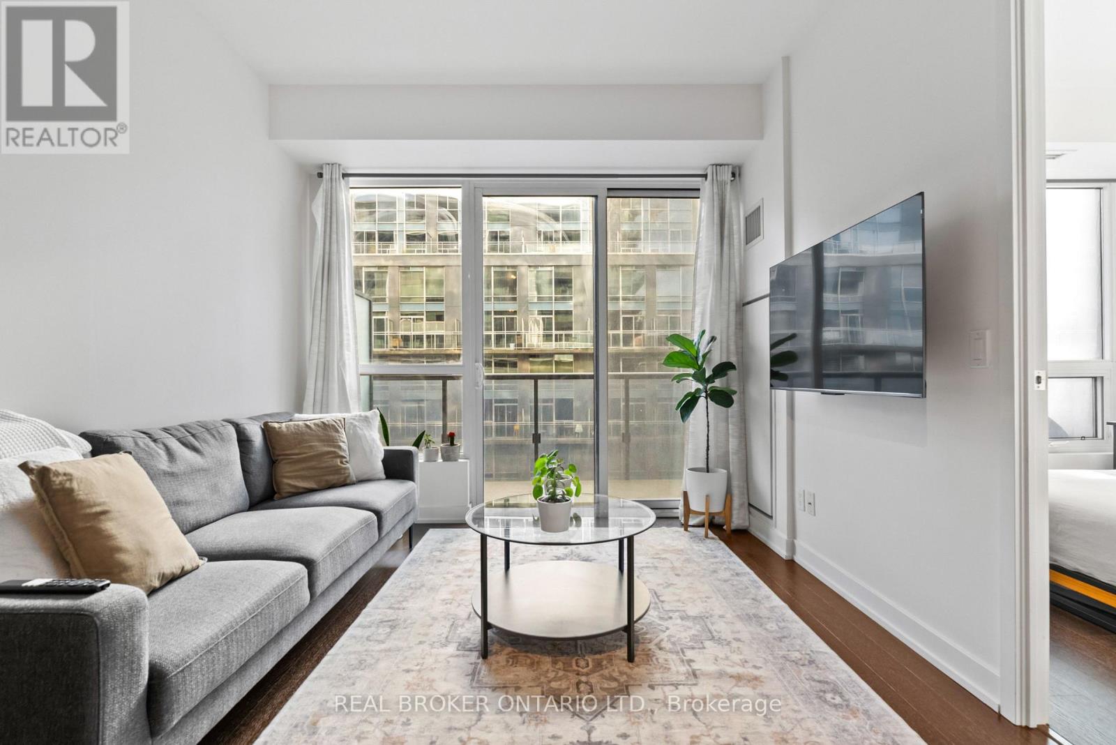 427 - 1030 King Street W, Toronto (Niagara), Ontario  M6K 0B4 - Photo 14 - C12593972