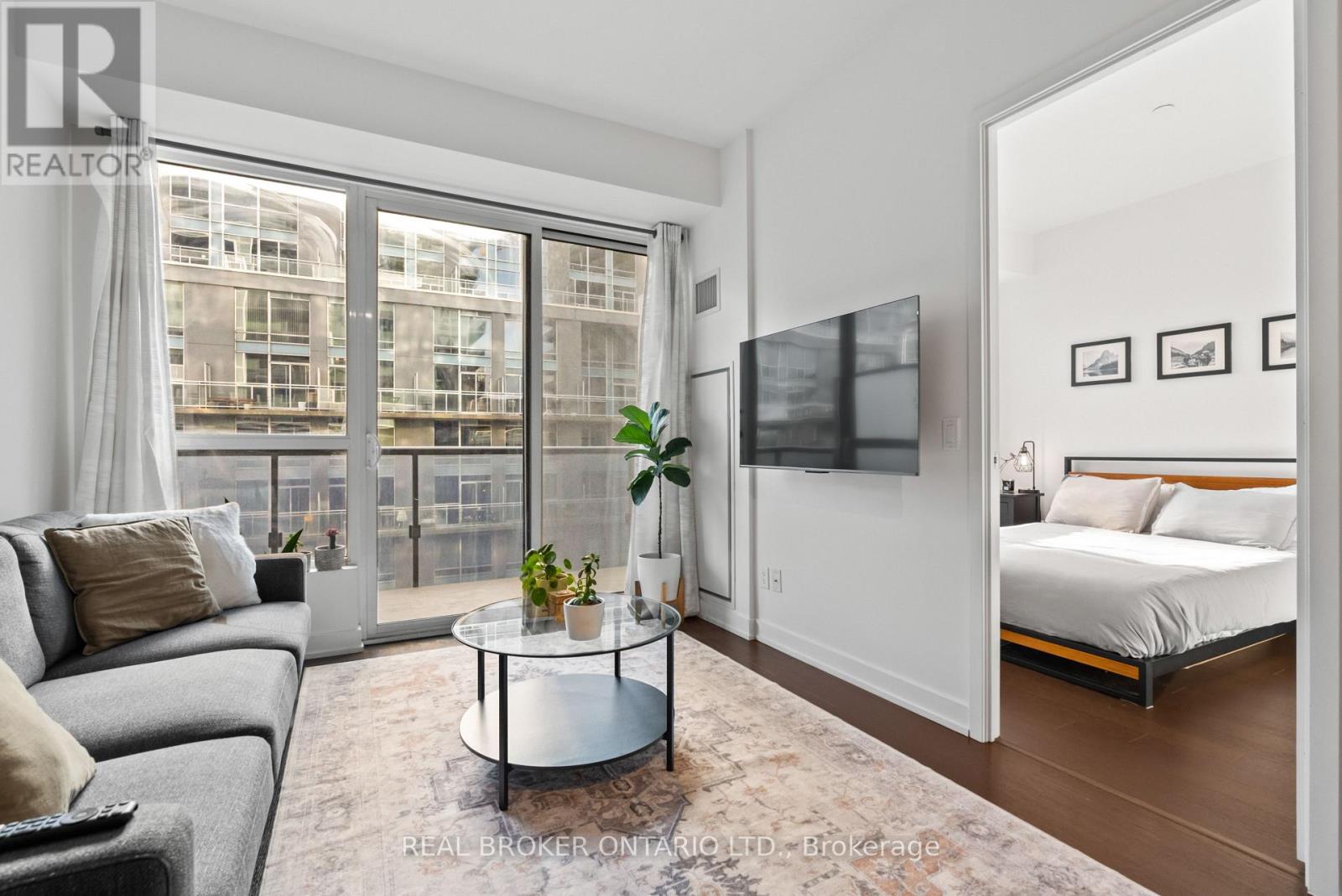 427 - 1030 King Street W, Toronto (Niagara), Ontario  M6K 0B4 - Photo 15 - C12593972