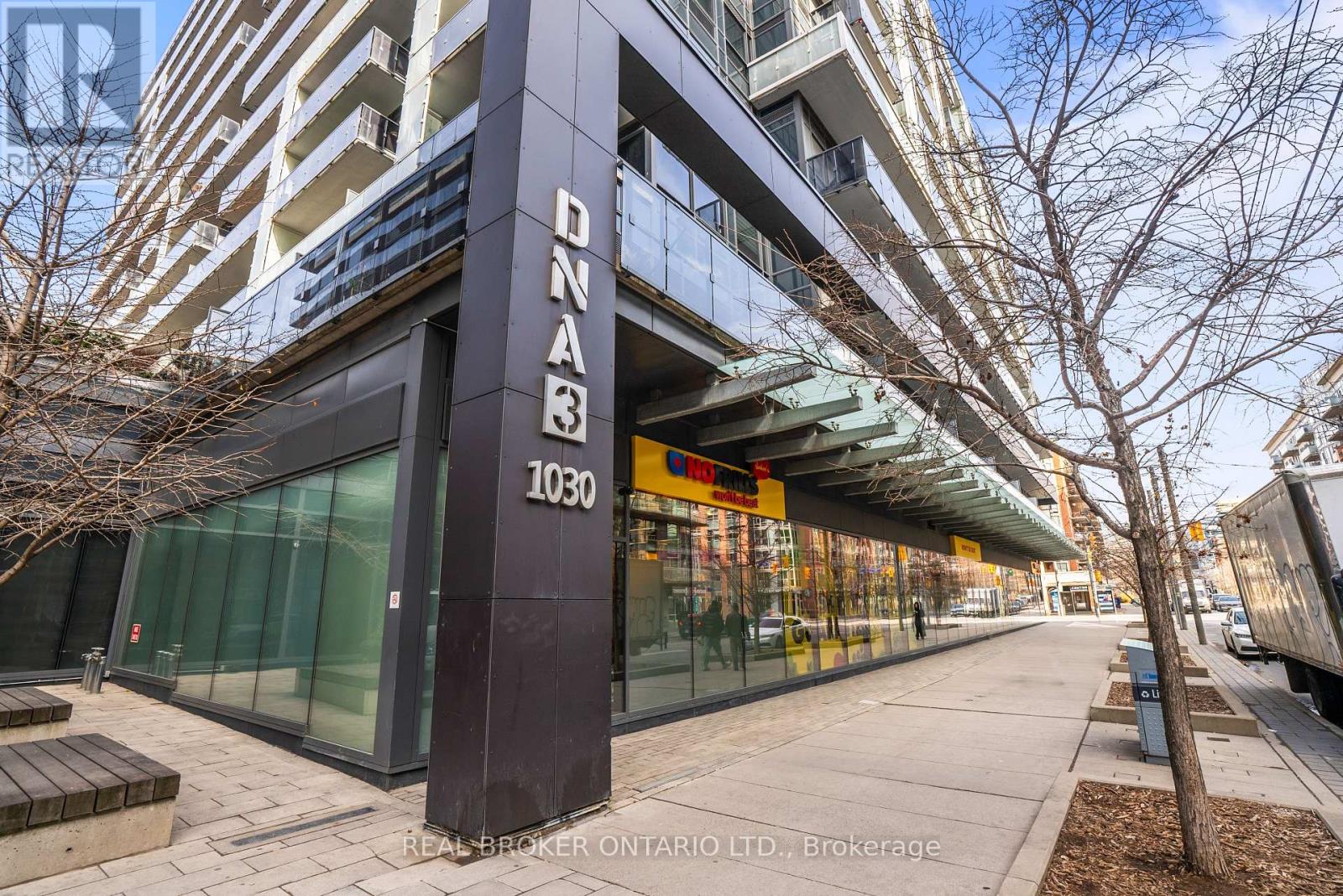 427 - 1030 King Street W, Toronto (Niagara), Ontario  M6K 0B4 - Photo 2 - C12593972