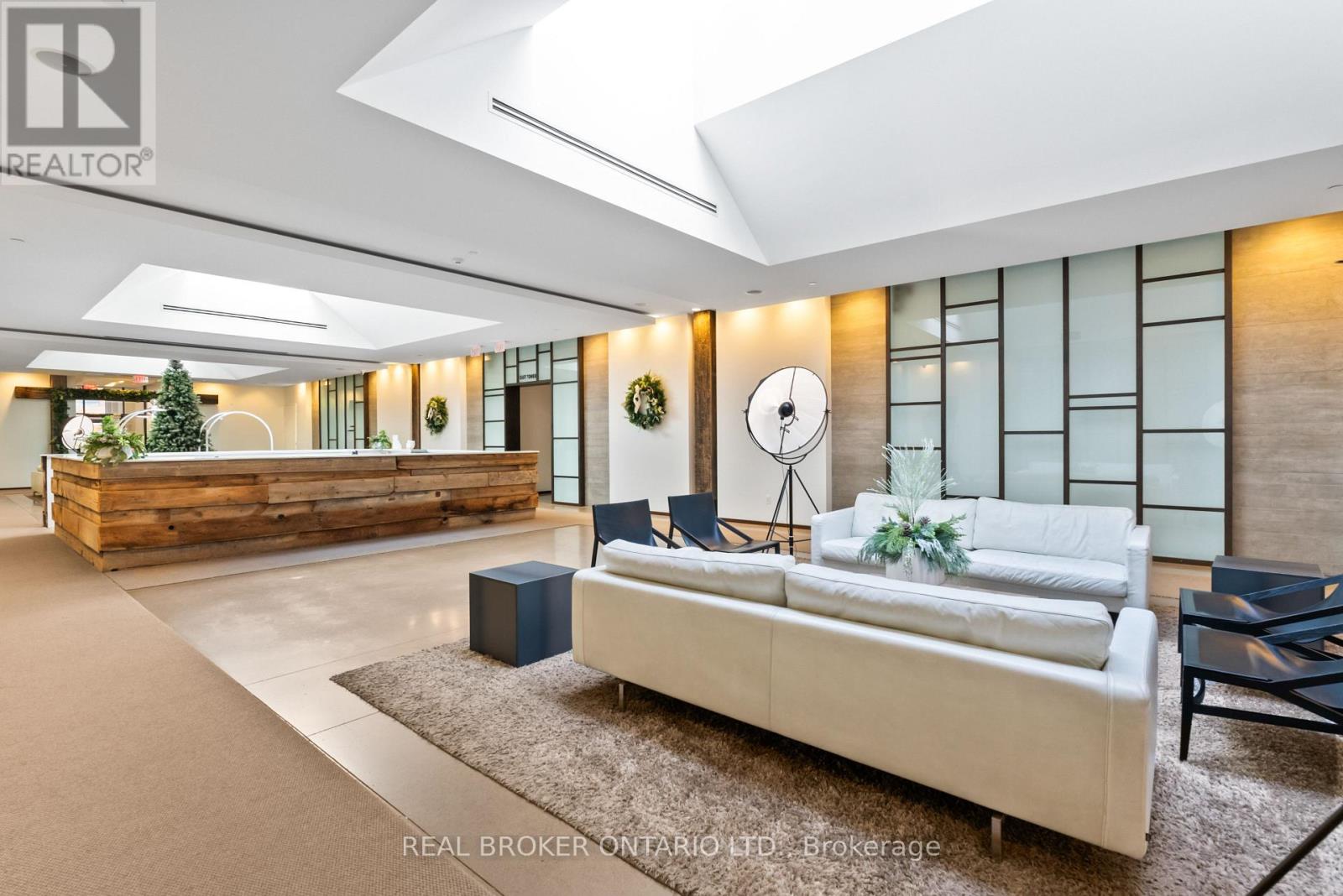 427 - 1030 King Street W, Toronto (Niagara), Ontario  M6K 0B4 - Photo 32 - C12593972