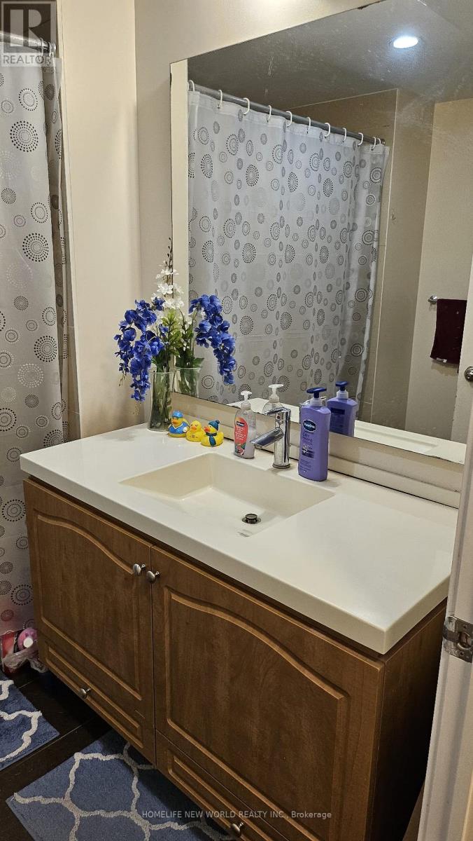 1211 - 70 Roehampton Avenue, Toronto, Ontario  M4P 1R2 - Photo 6 - C12594034