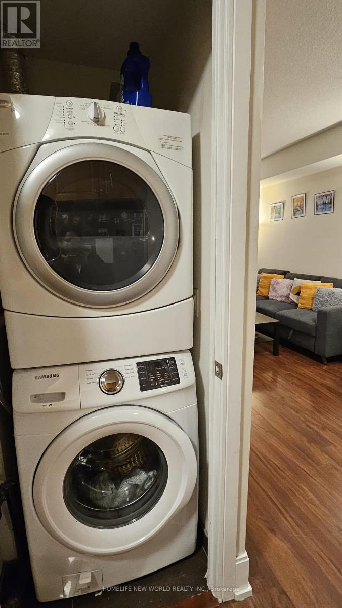 1211 - 70 Roehampton Avenue, Toronto, Ontario  M4P 1R2 - Photo 8 - C12594034