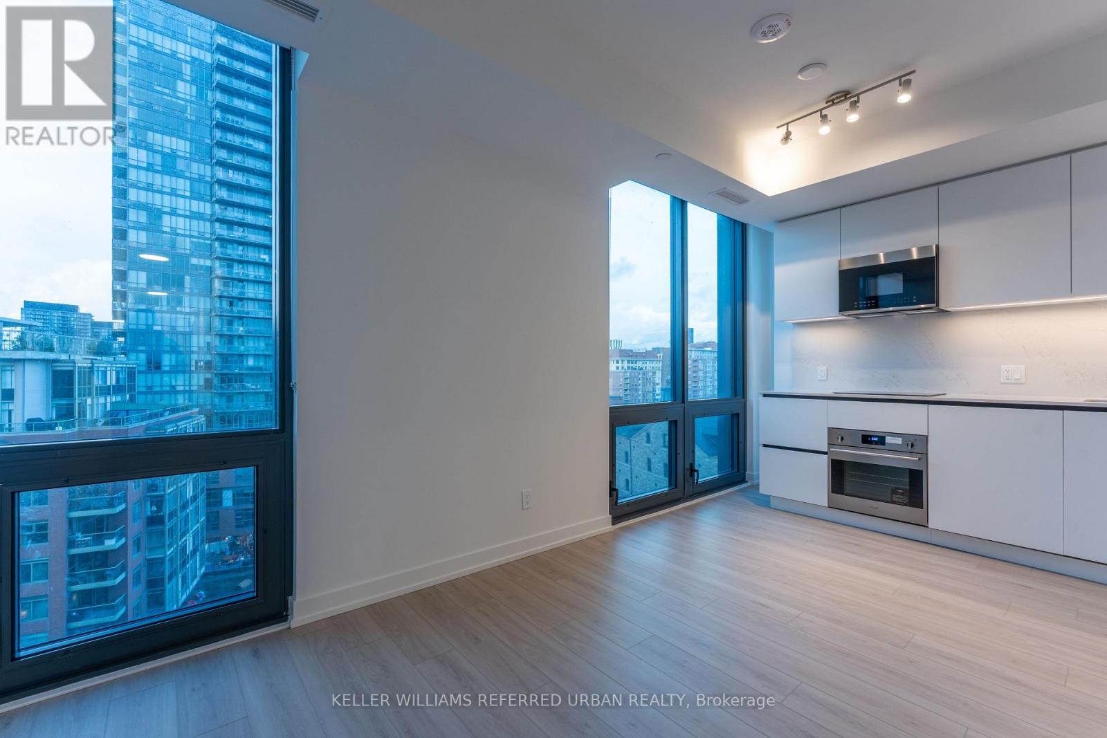 907 - 35 Parliament Street, Toronto, Ontario  M5A 0Z5 - Photo 4 - C12594052