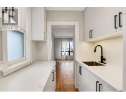 UPPER - 633 ST CLAIR AVENUE W, Toronto, Ontario