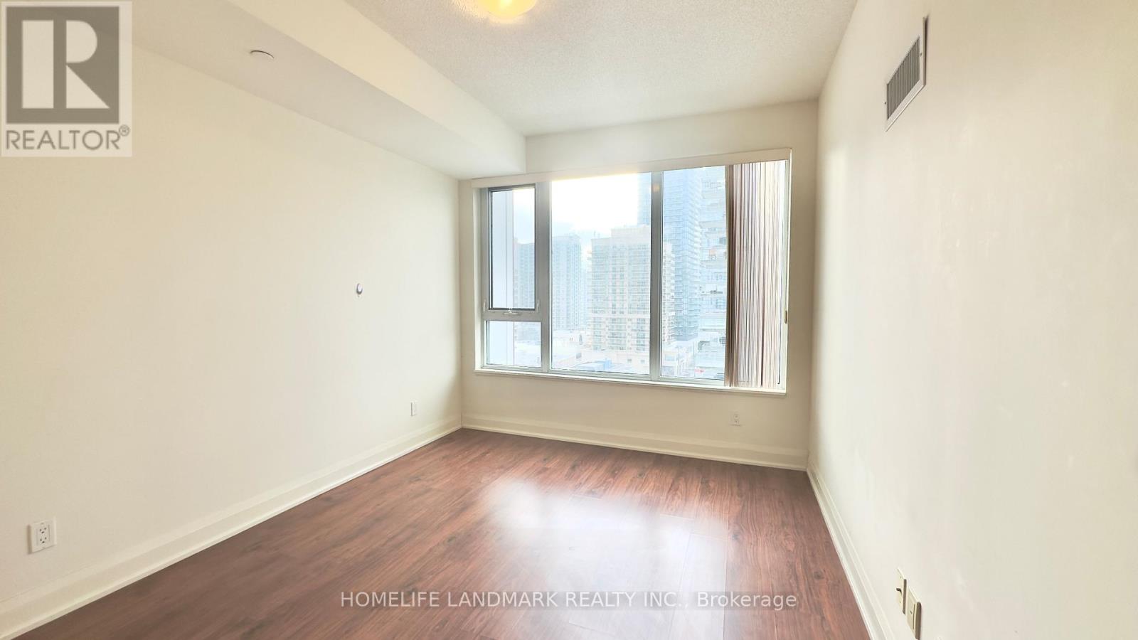 903 - 68 Canterbury Place, Toronto, Ontario  M2N 0H8 - Photo 7 - C12594066