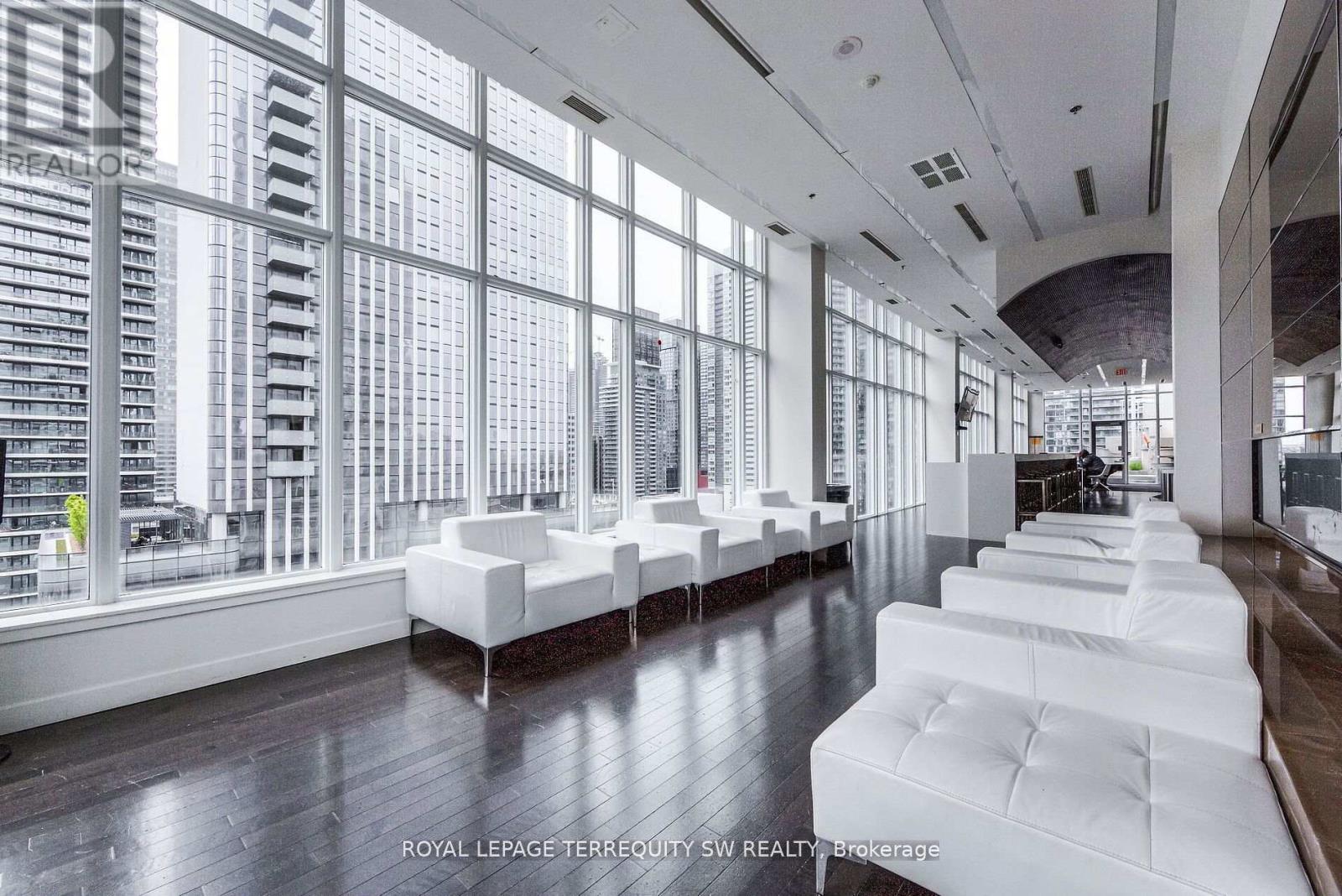 314 - 21 Nelson Street, Toronto, Ontario  M5V 3H9 - Photo 11 - C12594076