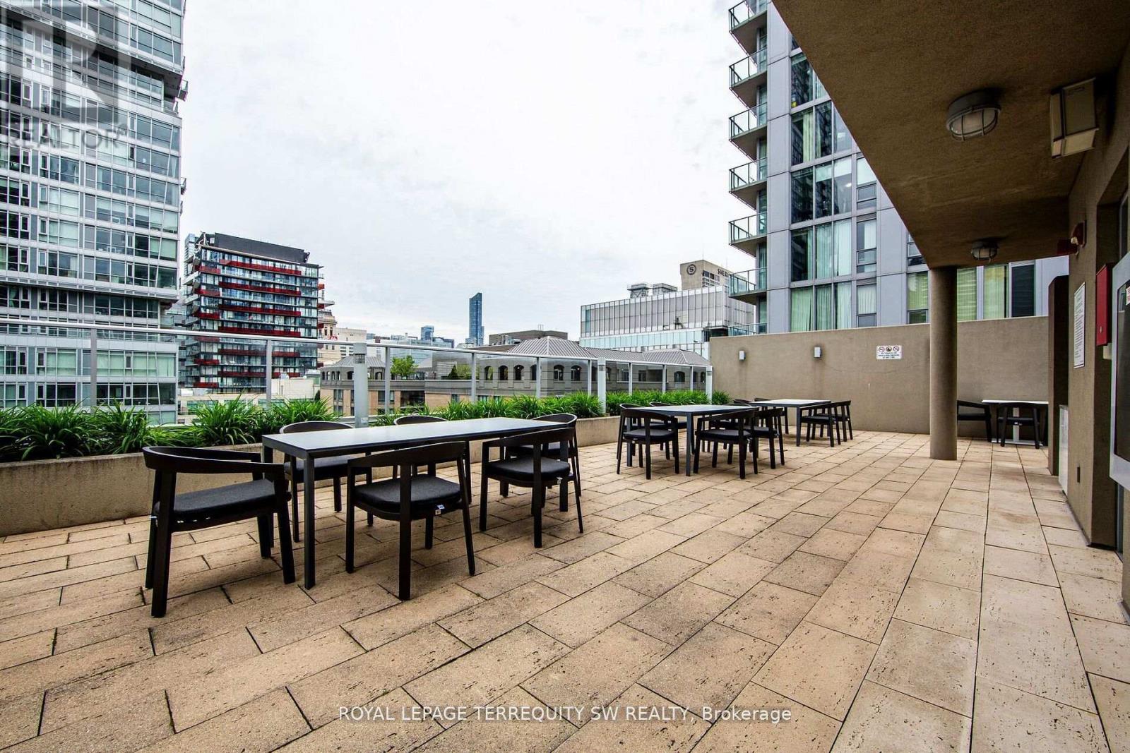 314 - 21 Nelson Street, Toronto, Ontario  M5V 3H9 - Photo 17 - C12594076