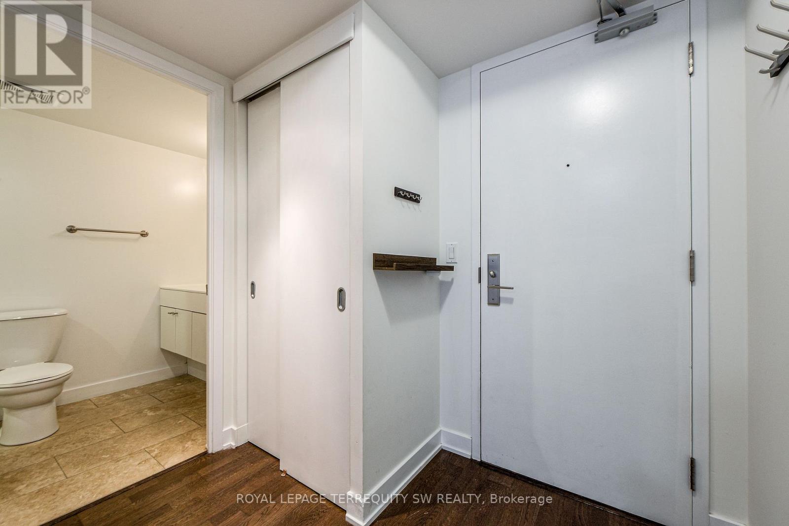314 - 21 Nelson Street, Toronto, Ontario  M5V 3H9 - Photo 21 - C12594076