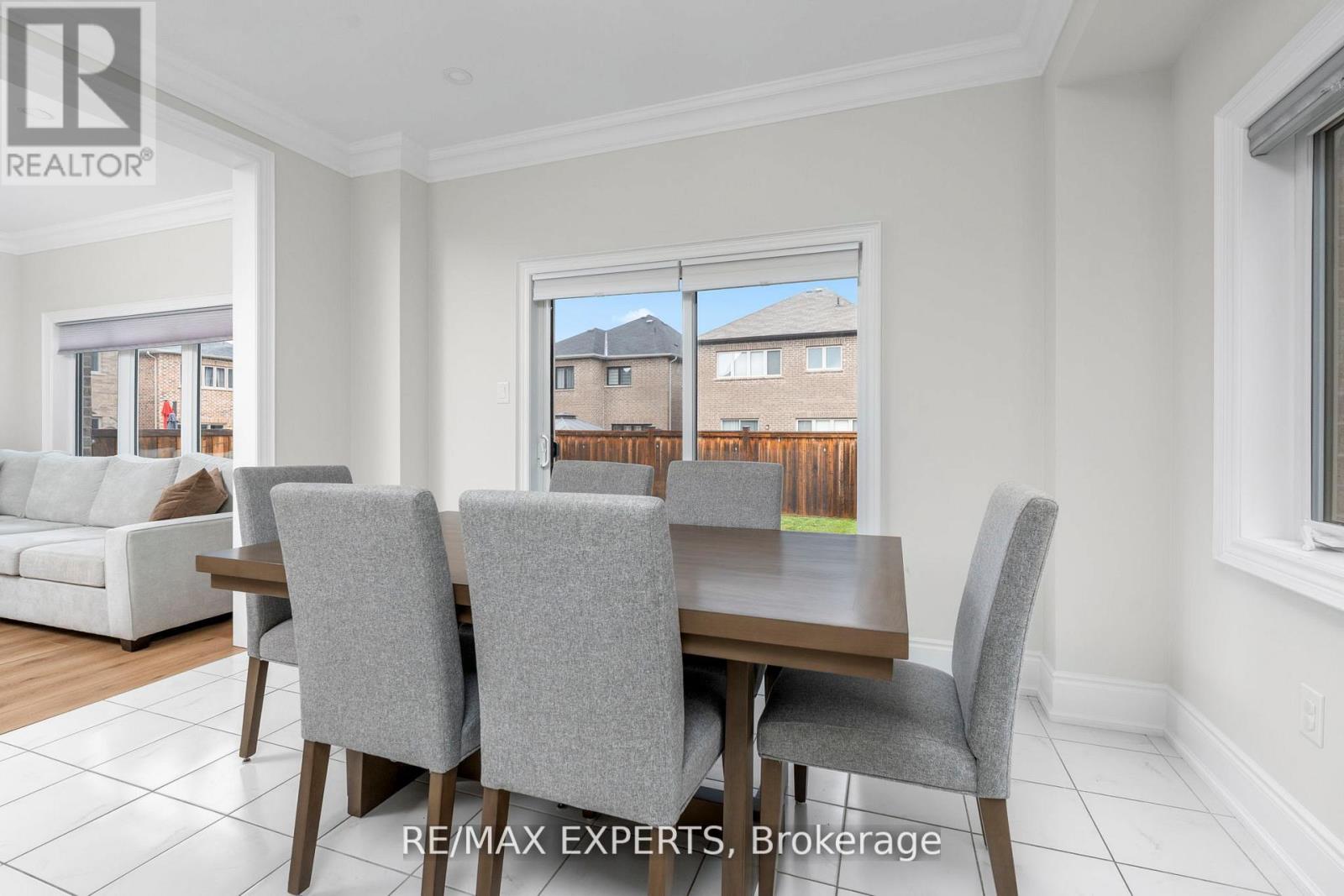 1430 Farrow Crescent, Innisfil, Ontario  L9S 0L6 - Photo 21 - N12593992