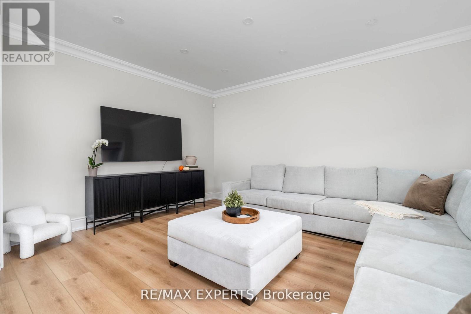 1430 Farrow Crescent, Innisfil, Ontario  L9S 0L6 - Photo 24 - N12593992