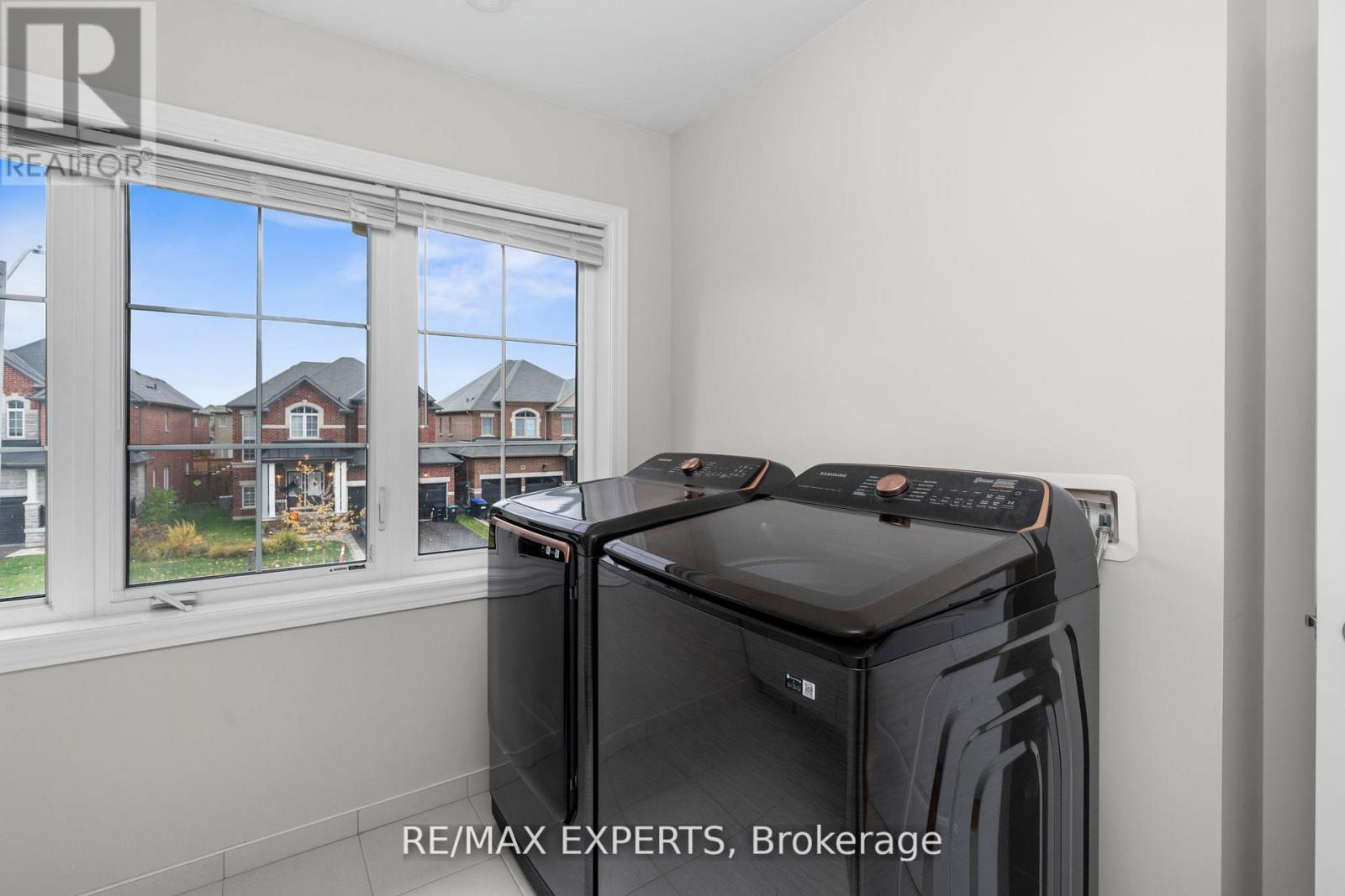 1430 Farrow Crescent, Innisfil, Ontario  L9S 0L6 - Photo 27 - N12593992