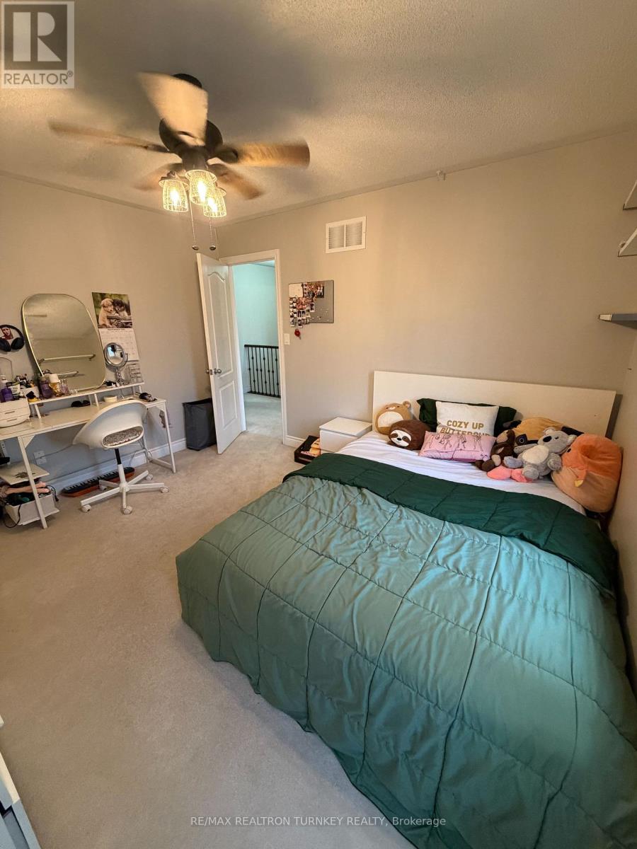 1100 Sherman Brock Circle, Newmarket (Stonehaven-Wyndham), Ontario  L3X 0B2 - Photo 19 - N12594036