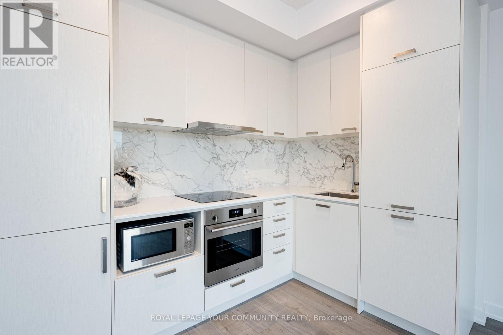 1801 - 38 Honeycrisp Crescent, Vaughan, Ontario  L4K 0M8 - Photo 11 - N12594056