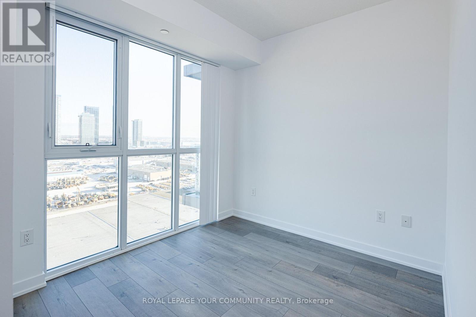 1801 - 38 Honeycrisp Crescent, Vaughan, Ontario  L4K 0M8 - Photo 19 - N12594056