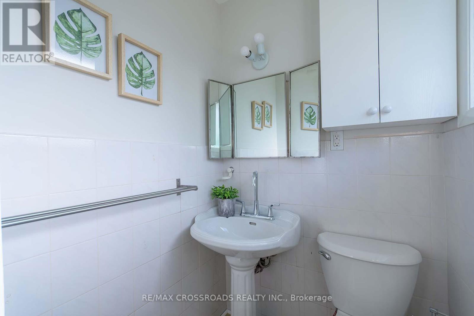 45 Delair Crescent, Markham, Ontario L3T 2M3 - Photo 15 - N12594072