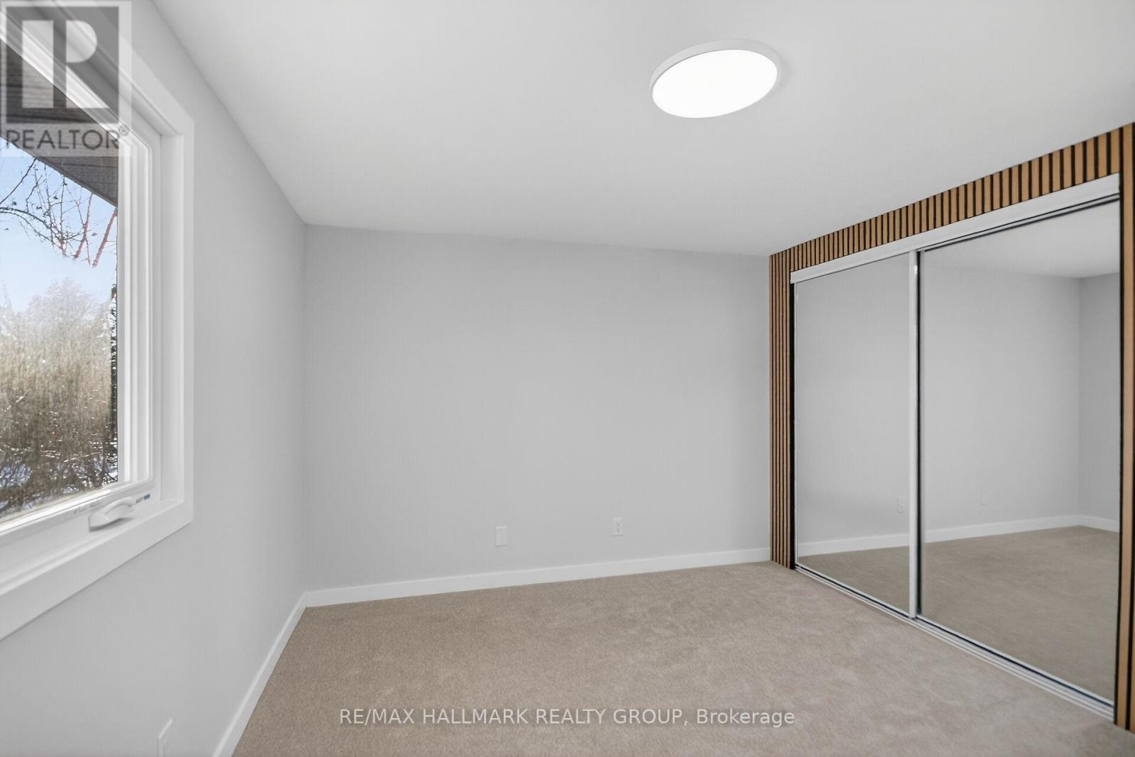 15 Scharf Lane, Ottawa, Ontario K2L 2K3 - Photo 31 - X12593996