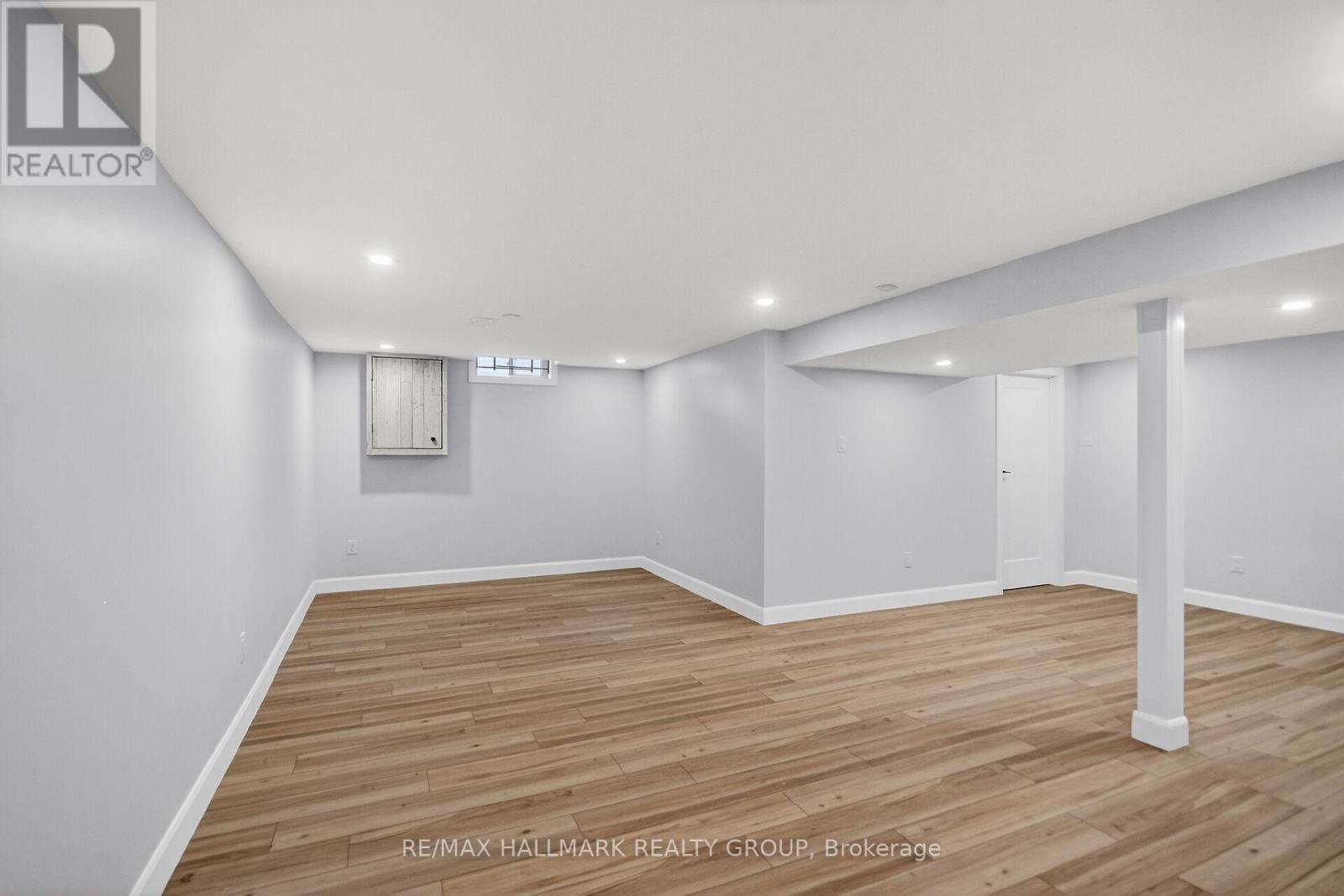 15 Scharf Lane, Ottawa, Ontario K2L 2K3 - Photo 36 - X12593996