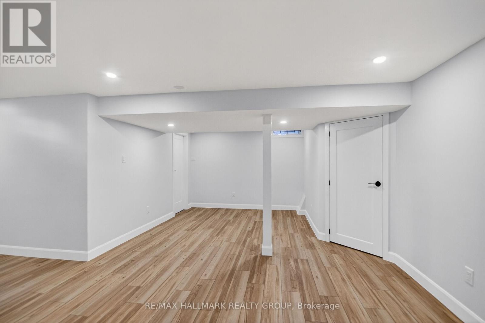 15 Scharf Lane, Ottawa, Ontario K2L 2K3 - Photo 37 - X12593996