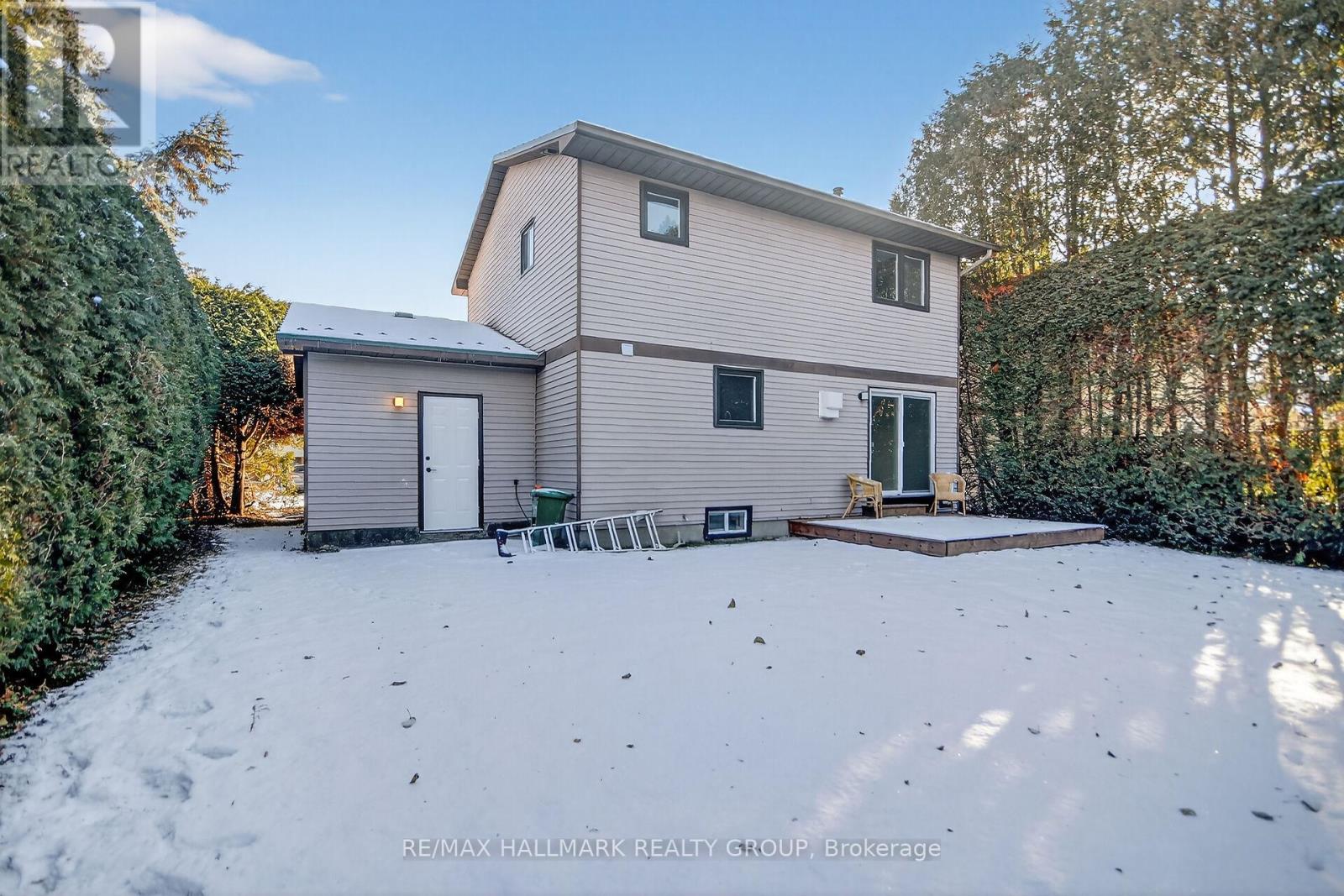 15 Scharf Lane, Ottawa, Ontario K2L 2K3 - Photo 45 - X12593996