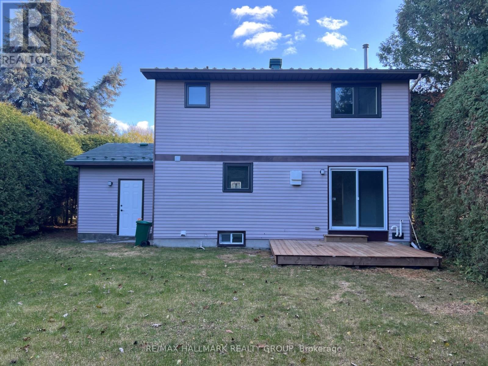 15 Scharf Lane, Ottawa, Ontario K2L 2K3 - Photo 46 - X12593996