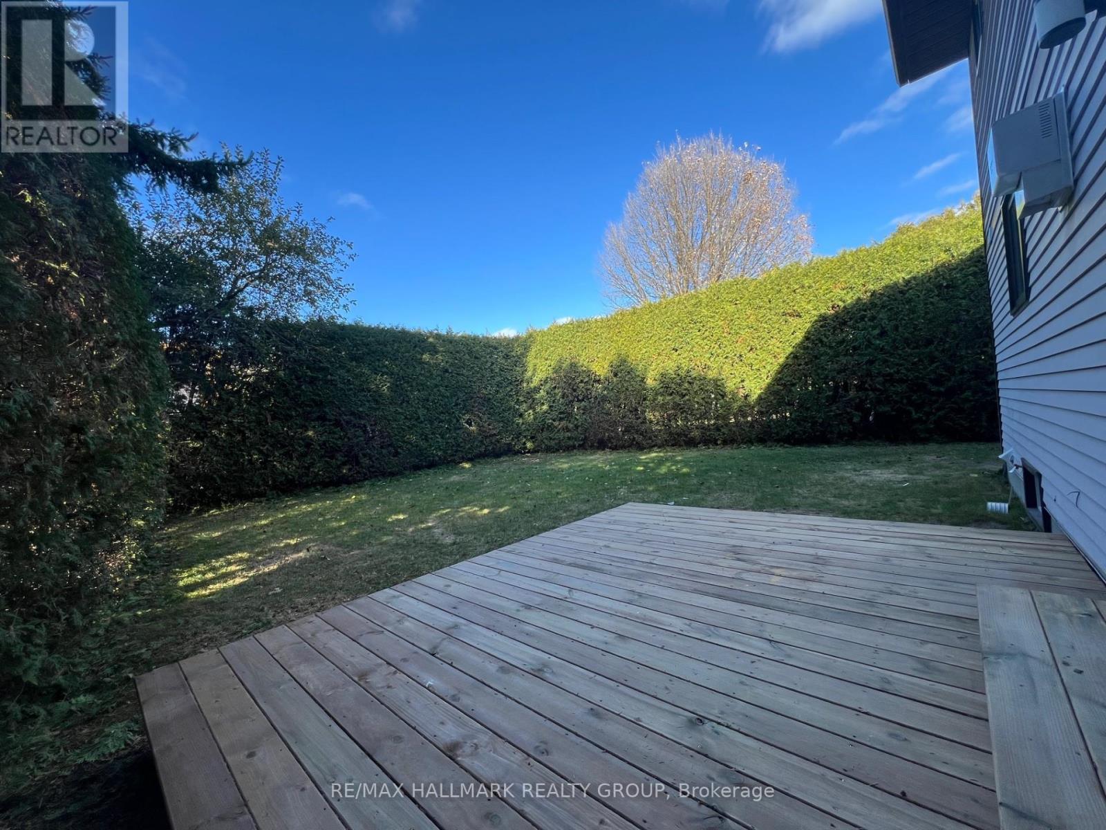 15 Scharf Lane, Ottawa, Ontario K2L 2K3 - Photo 47 - X12593996