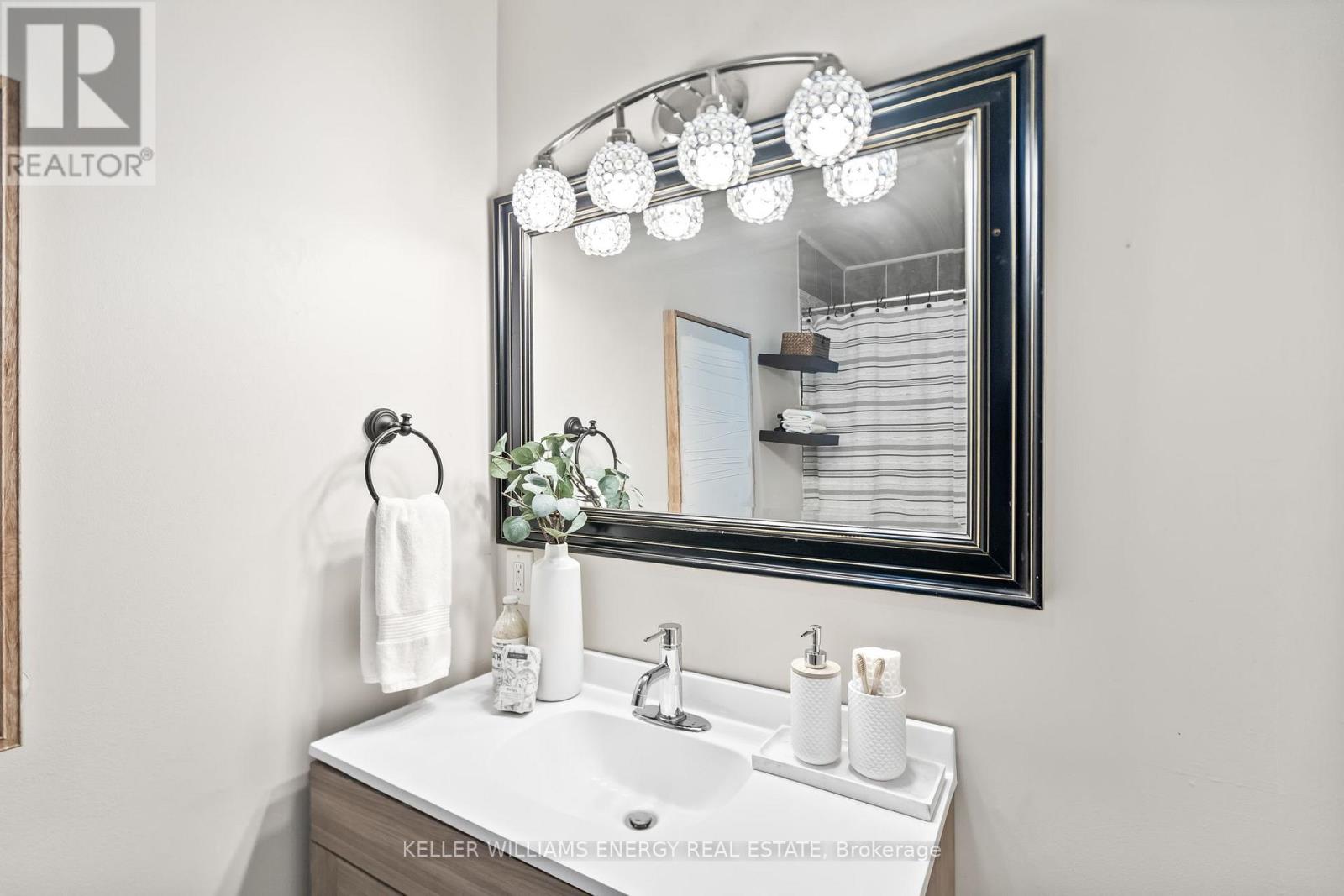 6 Fairbairn Court, Clarington, Ontario  L1C 4K9 - Photo 13 - E12594098