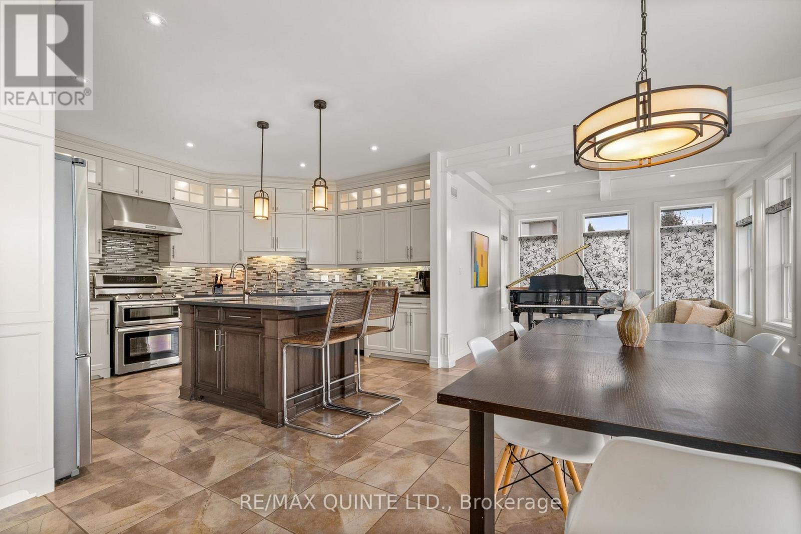 54 Settlers Landing Drive, Quinte West, Ontario  K8R 0A9 - Photo 14 - X12594134