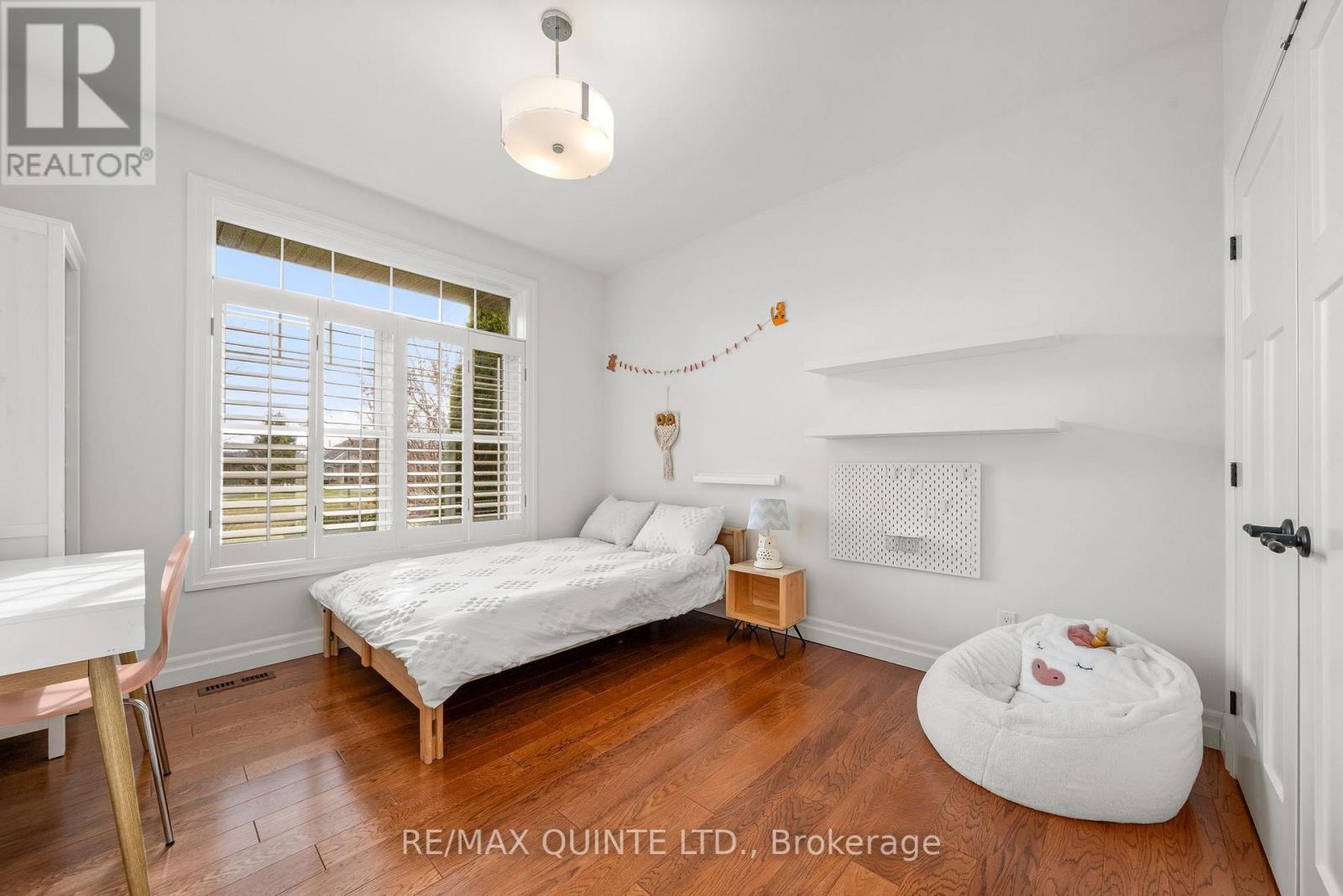 54 Settlers Landing Drive, Quinte West, Ontario  K8R 0A9 - Photo 22 - X12594134