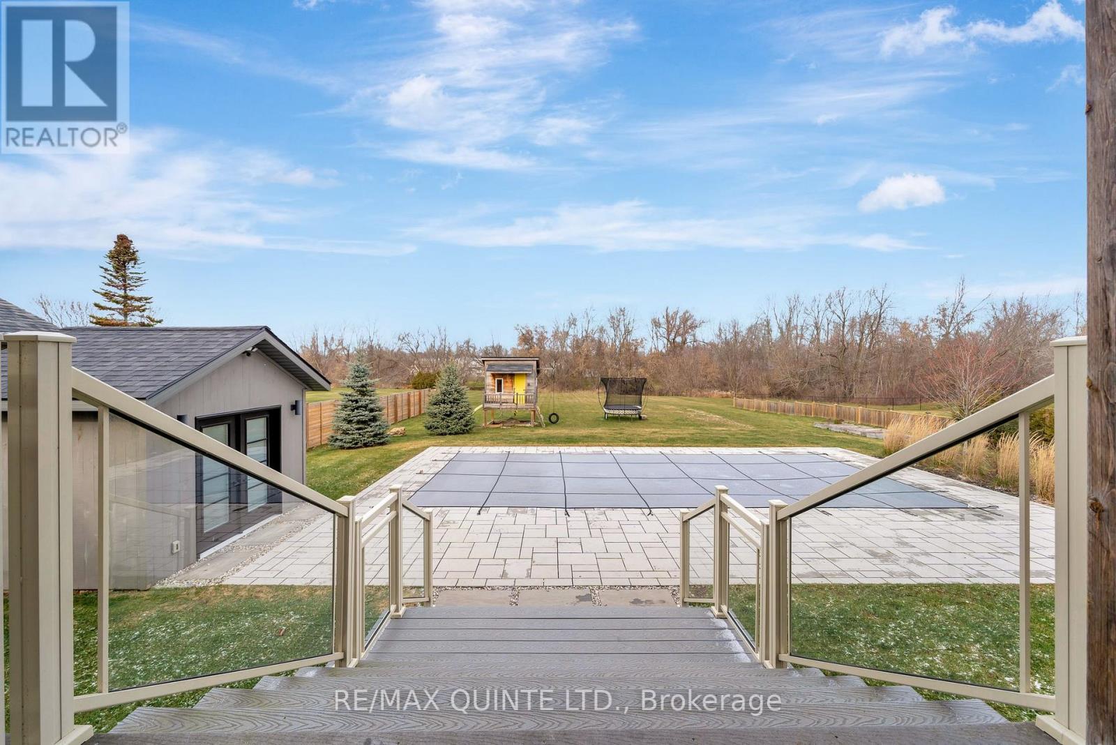 54 Settlers Landing Drive, Quinte West, Ontario  K8R 0A9 - Photo 45 - X12594134