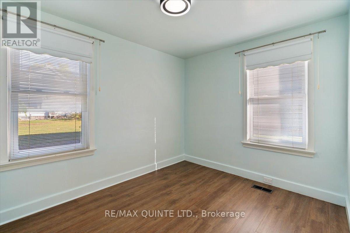 22 Holmes Road, Belleville, Ontario  K8P 4G6 - Photo 16 - X12594274