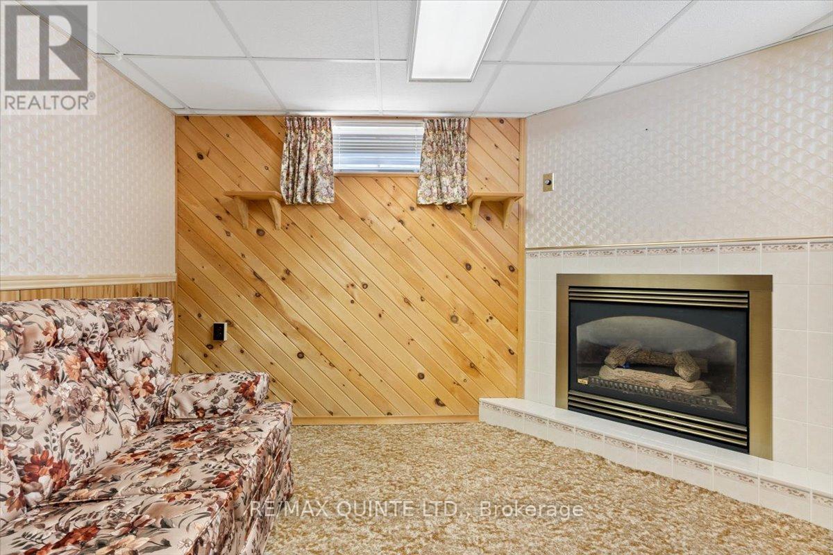 22 Holmes Road, Belleville, Ontario  K8P 4G6 - Photo 29 - X12594274