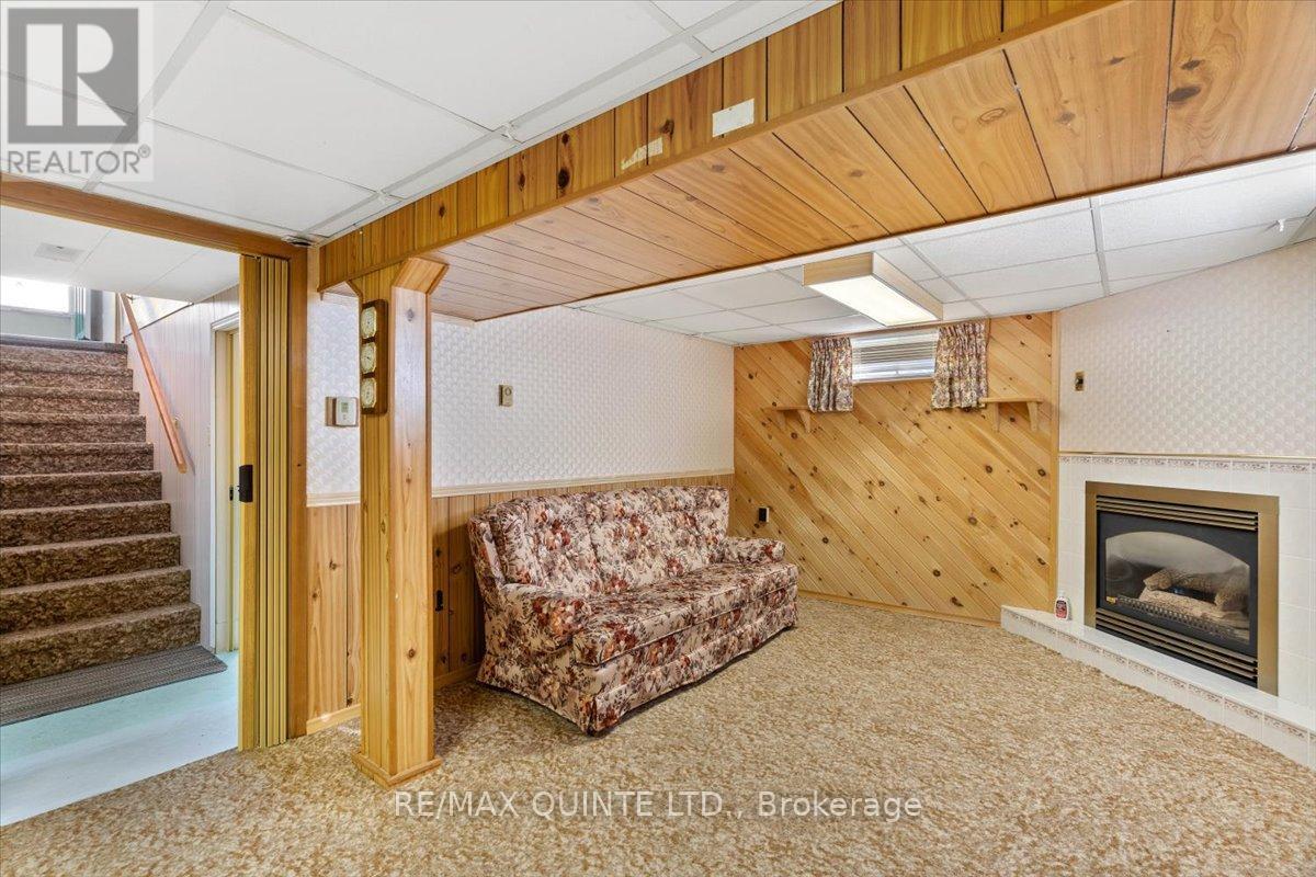 22 Holmes Road, Belleville, Ontario  K8P 4G6 - Photo 31 - X12594274