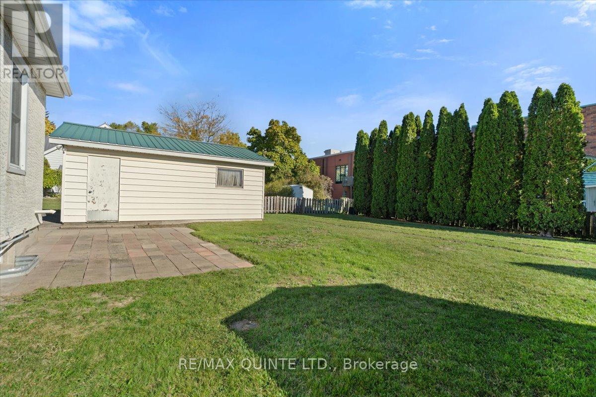 22 Holmes Road, Belleville, Ontario  K8P 4G6 - Photo 33 - X12594274