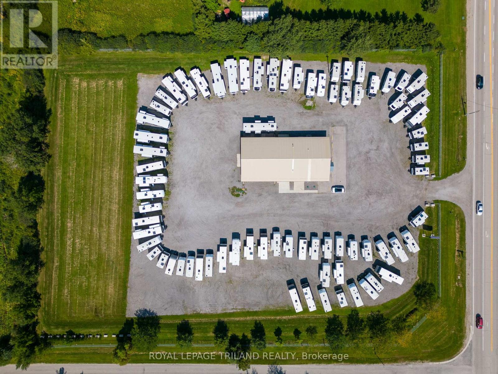 5653 Colonel Talbot Road, London South, Ontario N6P 1H8 - Photo 2 - X12594158