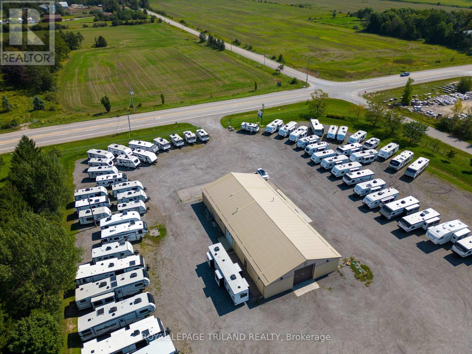 5653 Colonel Talbot Road, London South, Ontario N6P 1H8 - Photo 9 - X12594158