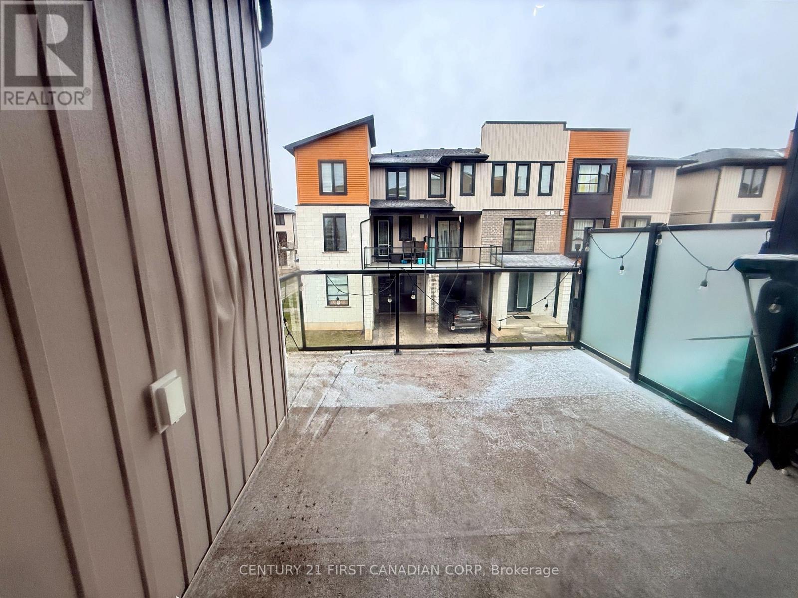 941 - 941 Battery Park, London North, Ontario N6H 0J7 - Photo 17 - X12594176