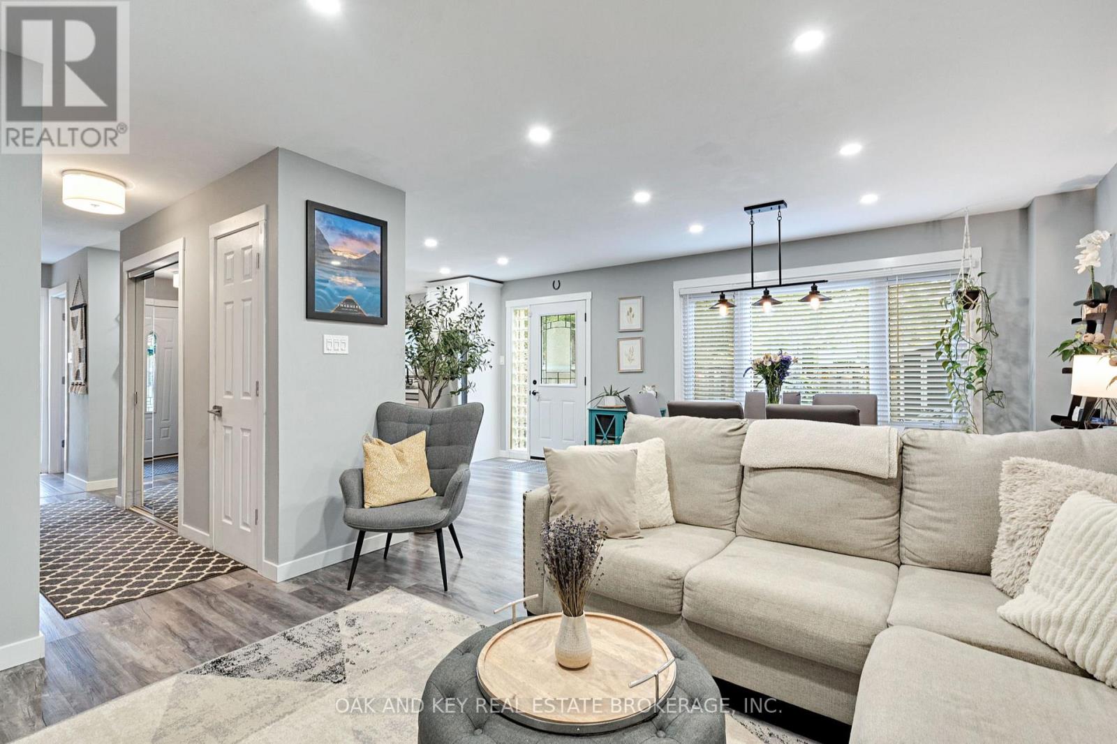 392 Homestead Court, London North, Ontario N6G 2E9 - Photo 16 - X12594182