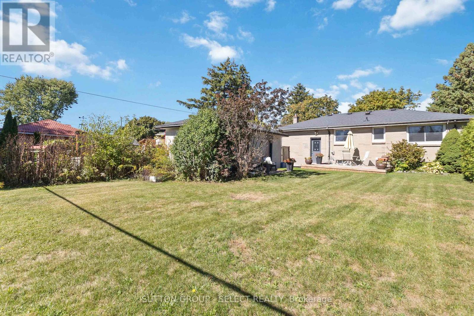 1803 Whitehall Drive, London East, Ontario N5W 1Z2 - Photo 45 - X12594314