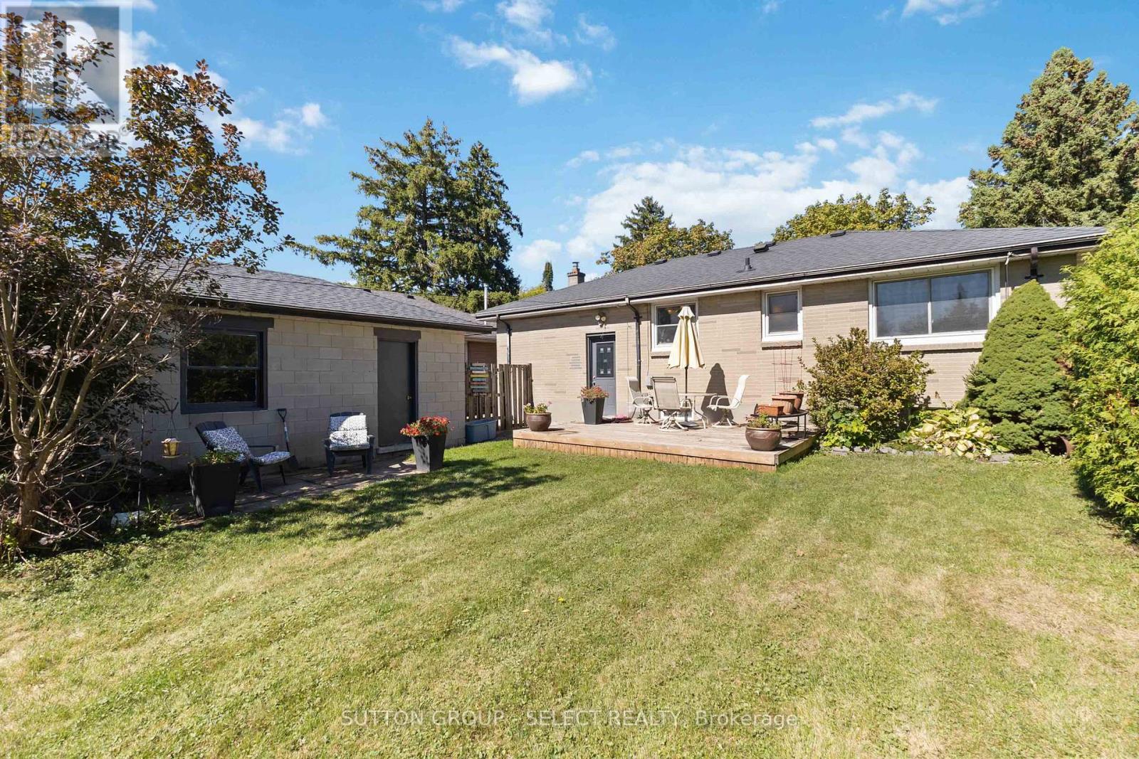1803 Whitehall Drive, London East, Ontario N5W 1Z2 - Photo 46 - X12594314