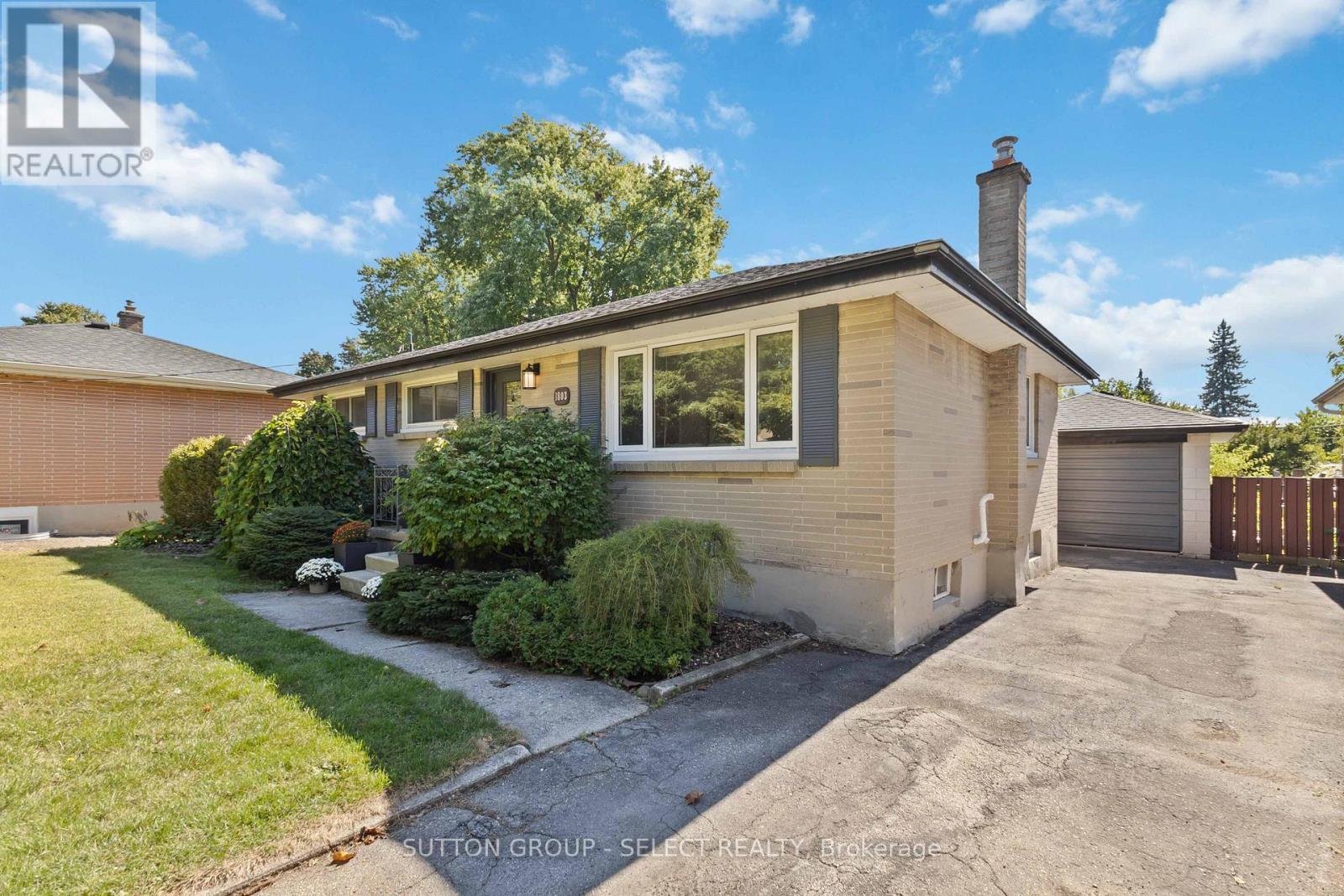 1803 Whitehall Drive, London East, Ontario N5W 1Z2 - Photo 6 - X12594314