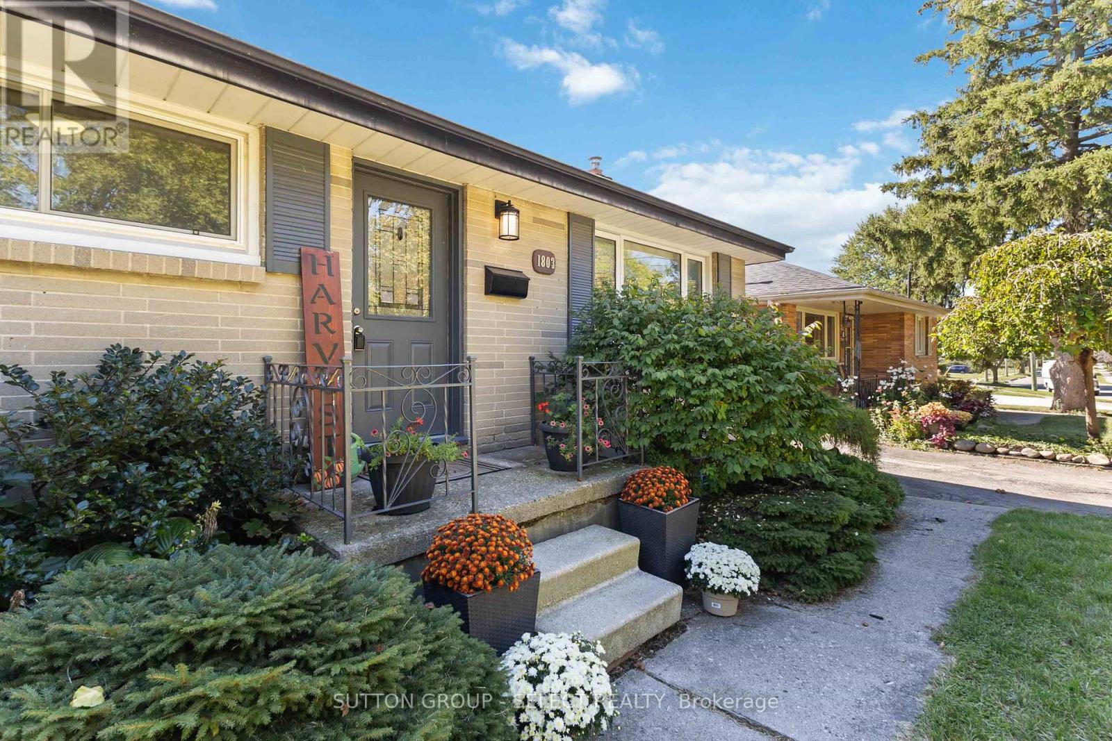 1803 Whitehall Drive, London East, Ontario N5W 1Z2 - Photo 7 - X12594314