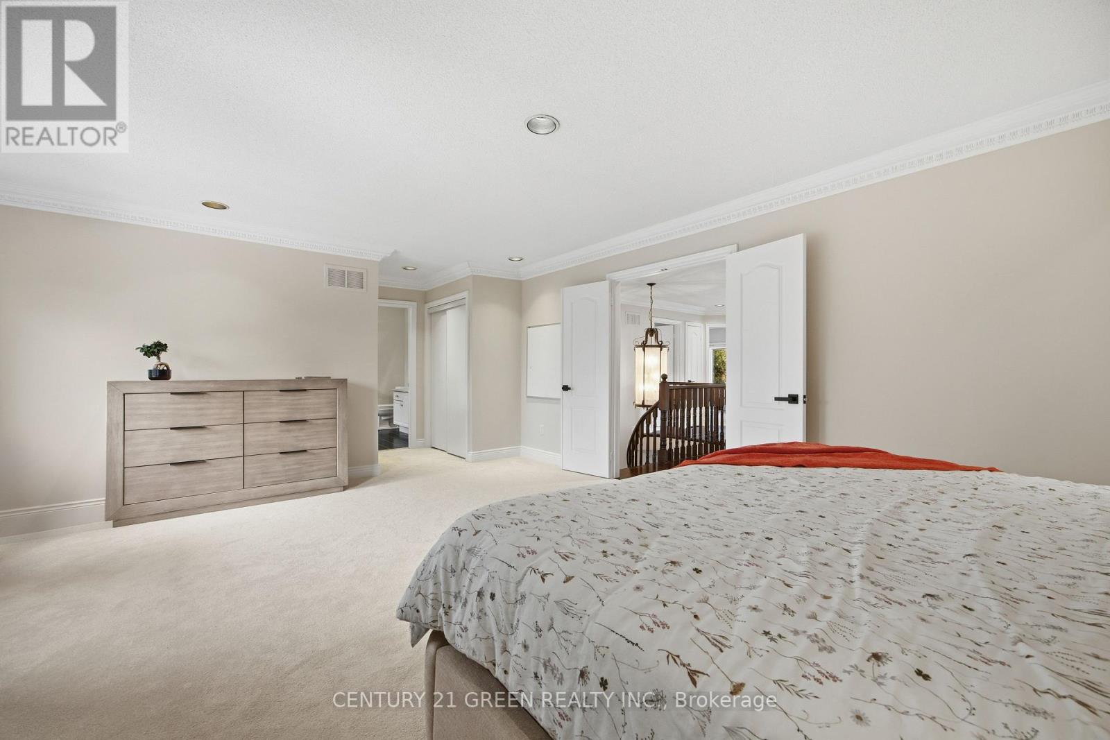 6311 Mulberry Crescent, Mississauga, Ontario  L5V 1B7 - Photo 27 - W12581478