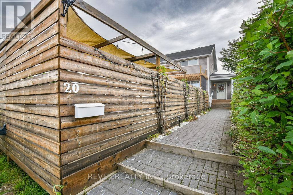 20 First Avenue, Timmins (Ts - Se), Ontario  P4N 1G5 - Photo 2 - T12594286