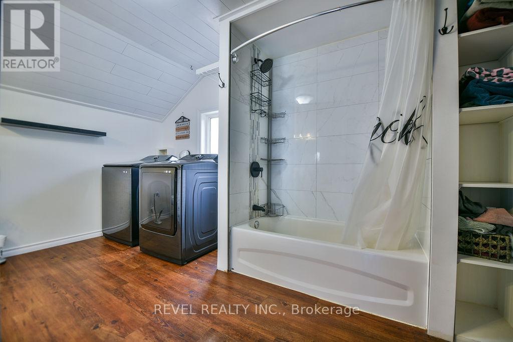 20 First Avenue, Timmins (Ts - Se), Ontario  P4N 1G5 - Photo 33 - T12594286