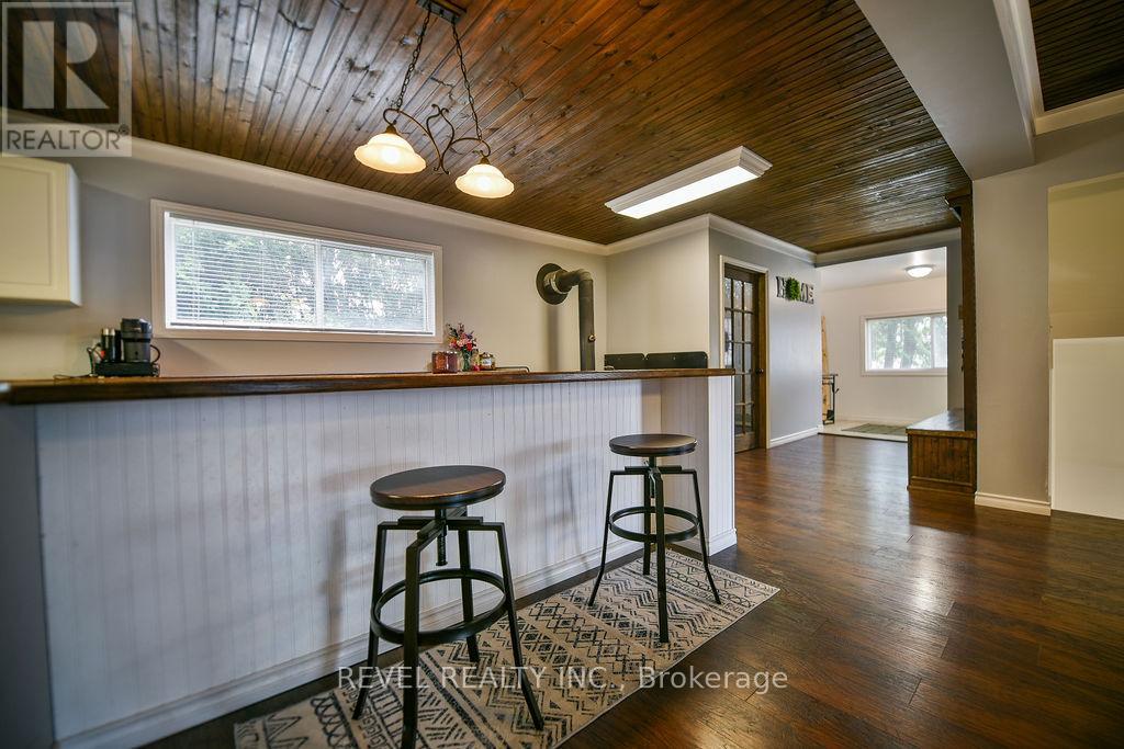 20 First Avenue, Timmins (Ts - Se), Ontario  P4N 1G5 - Photo 8 - T12594286