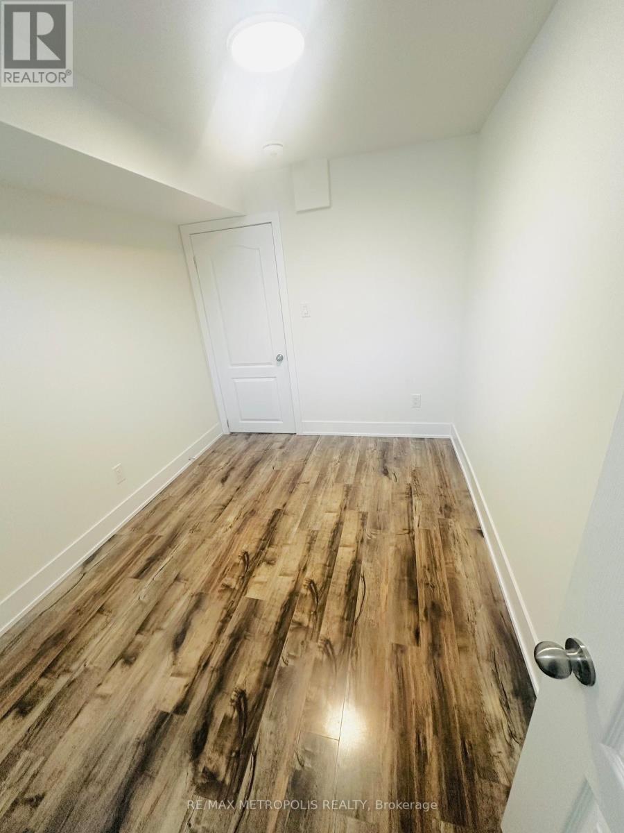 15 Dalecrest Road, Brampton (Credit Valley), Ontario  L6X 5N3 - Photo 16 - W12593954