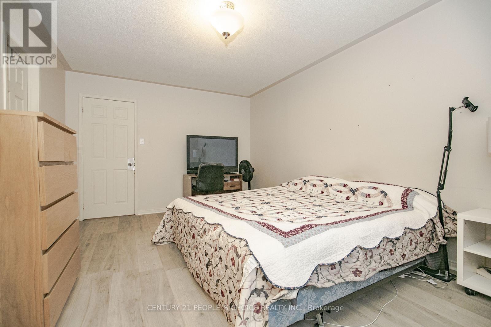17 Caruso Drive, Brampton (Fletcher's West), Ontario  L6Y 5B1 - Photo 28 - W12593960