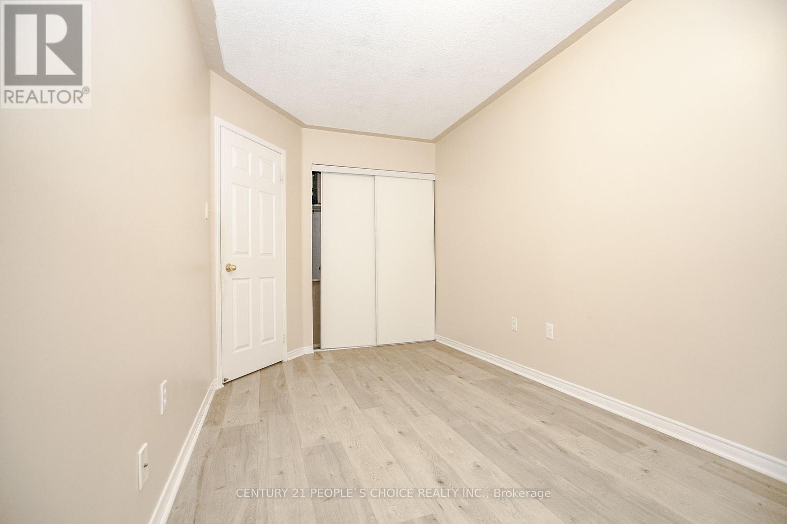 17 Caruso Drive, Brampton (Fletcher's West), Ontario  L6Y 5B1 - Photo 33 - W12593960